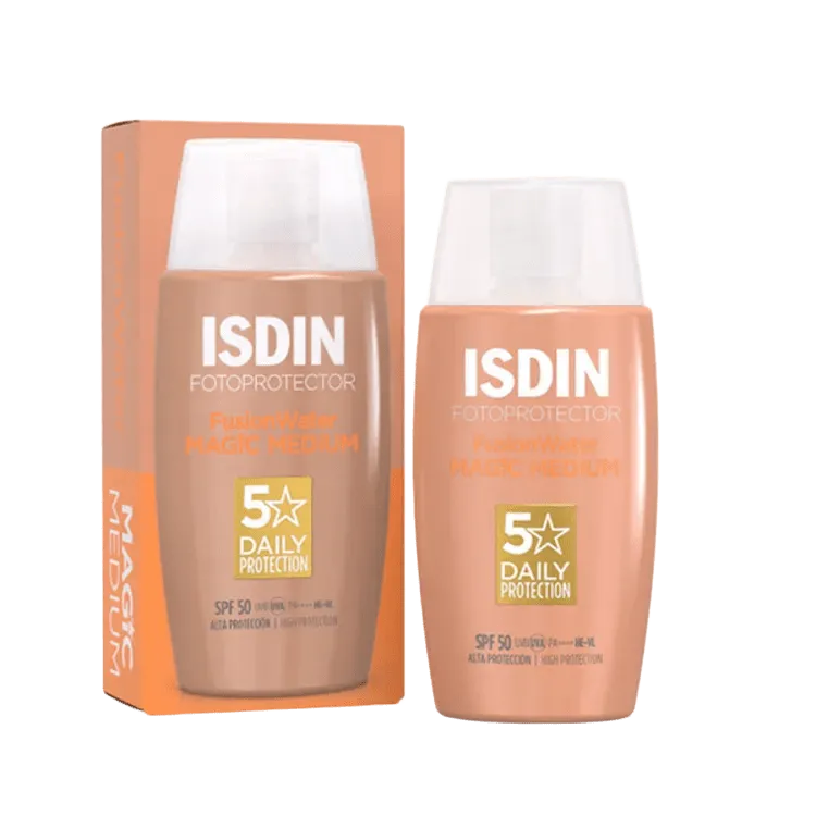 Protector solar con color ISDIN Fusion Water Magic Color para hombre